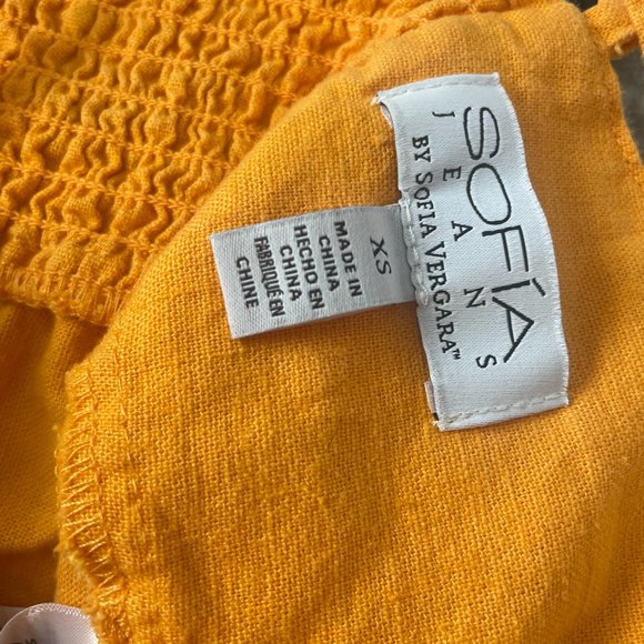 Bright Yellow Tanktop - Picture 3 of 4